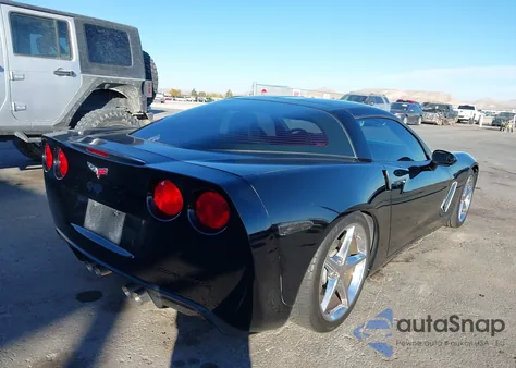 2013 Chevrolet Corvette z USA, uszkodzony, nr VIN 1G1YE2DW7D5106106